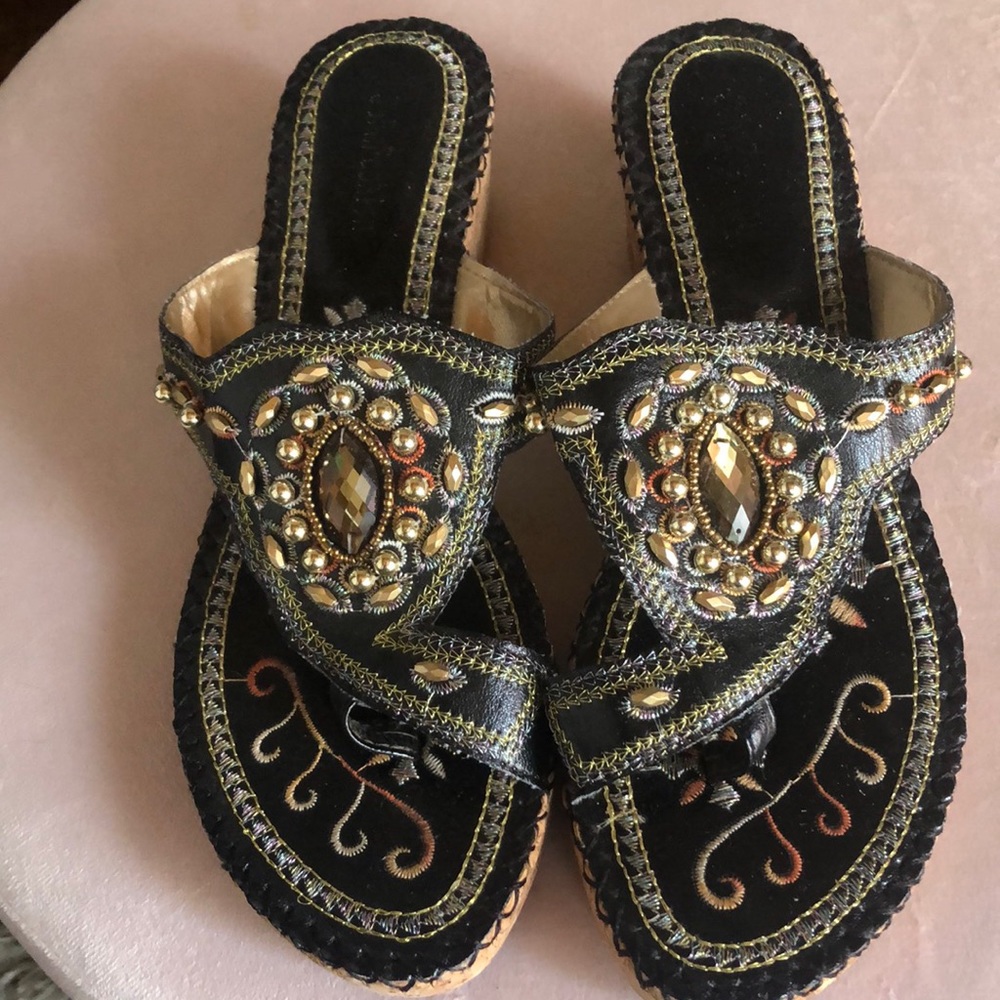 Not sure Women wedged heel sandals